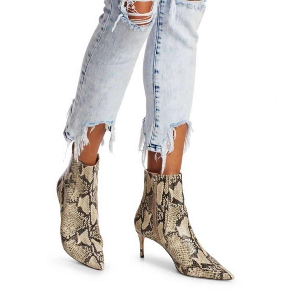 L'AGENCE High Line Skinny Jeans Calypso Distressed Destructed Acid Wash Size 25 - Picture 3 of 16
